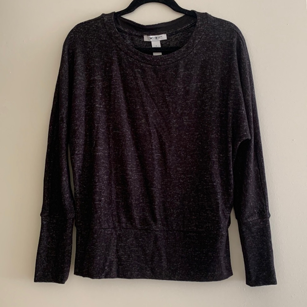 New with Tags! Small black long sleeve. Super soft!